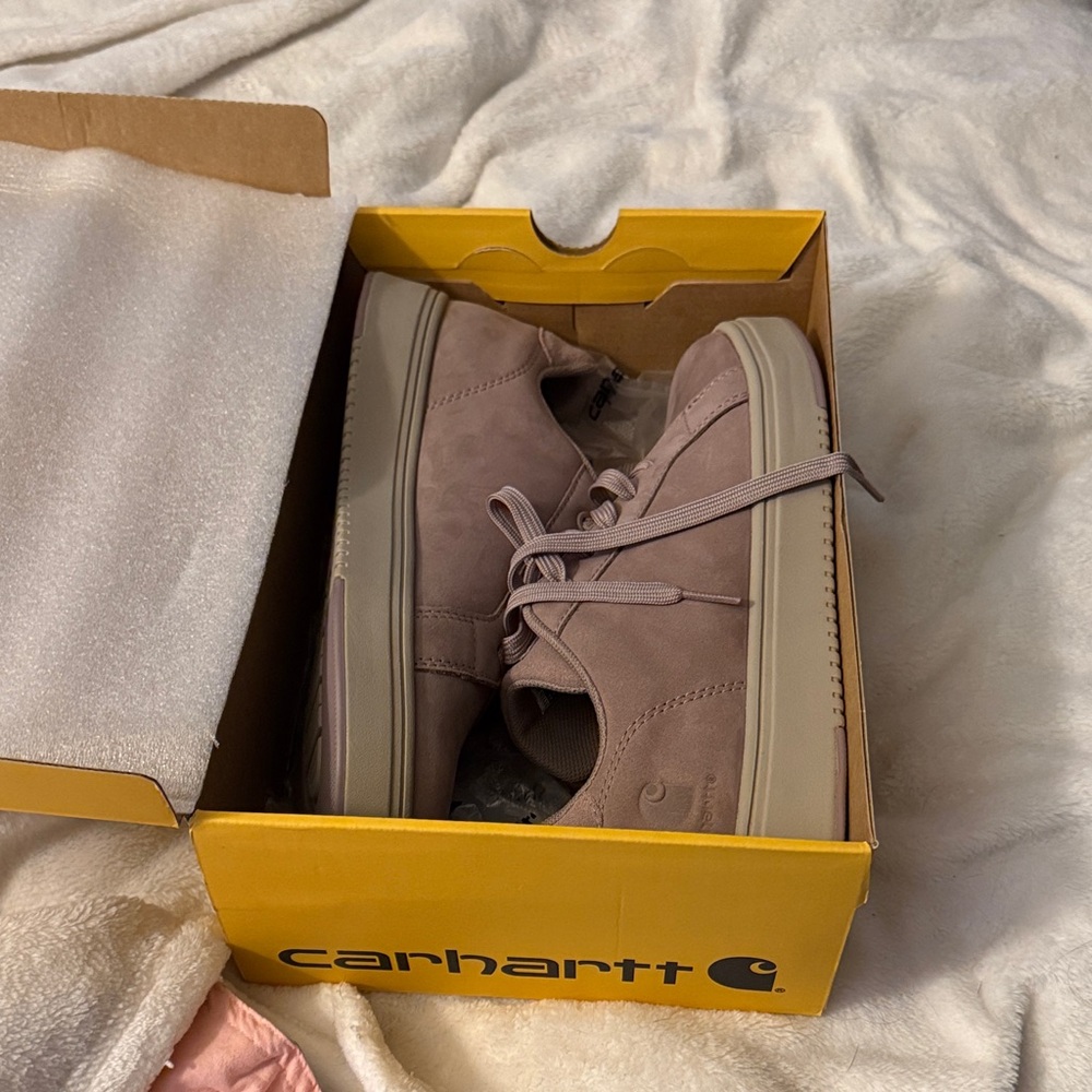 Carhartt Women’s never worn Sneakers